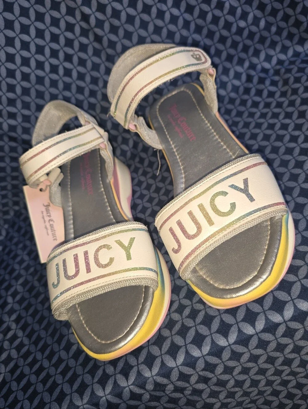 NWT.. Juicy Couture Girls White Sandals with Rainbow JUICY Logo and Trim. Size 5